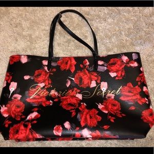 Victoria’s Secret tote bag